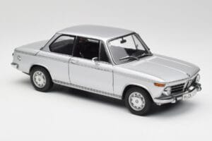BMW 2002tii Argintiu AUTOart 1:18 80430151479 Metal - imaginea 6 din 8