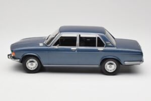 BMW 2500 E3 Blue Metallic Minichamps 1:18 155029200 Metal - imaginea 3 din 6