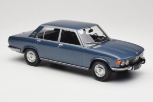 BMW 2500 E3 Blue Metallic Minichamps 1:18 155029200 Metal - imaginea 4 din 6