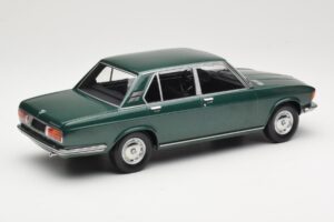 BMW 2500 E3 Green Metallic Minichamps 1:18 155029201 Metal - imaginea 2 din 6