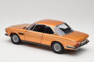 BMW 3.0 CSi E9 Gold Metallic Minichamps 1:18 180029027 Metal - imaginea 7 din 8