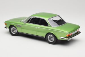 BMW 3.0 CSi E9 Green Metallic Minichamps 1:18 155028034 Metal - imaginea 5 din 6