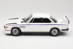 BMW 3.0 CSL E9 Alb Minichamps 1:18 155028136 Metal - imaginea 3 din 6