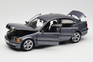 BMW 318i E46 Grey Metallic Ediție Dealer UT Models 1:18 80430028459 Metal - imaginea 2 din 8