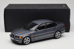 BMW 318i E46 Grey Metallic Ediție Dealer UT Models 1:18 80430028459 Metal - imaginea 8 din 8