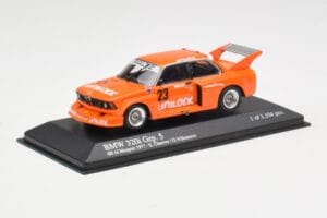 BMW 320i Group 5 #23 E. Cheever / G. Villeneuve 6 Hours of Mosport Class Winners 1977 Damaged Spoiler Minichamps 1:43 4007723 - imaginea 2 din 5