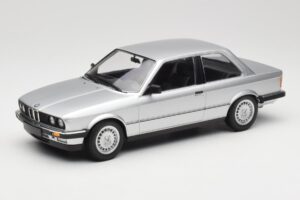 BMW 323i E21 Argintiu Minichamps 1:18 155026001 Metal
