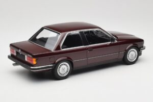 BMW 323i E30 Dark Red Metallic Minichamps 1:18 155026007 Metal - imaginea 2 din 6