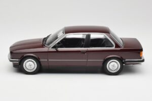 BMW 323i E30 Dark Red Metallic Minichamps 1:18 155026007 Metal - imaginea 3 din 6