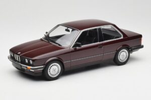 BMW 323i E30 Dark Red Metallic Minichamps 1:18 155026007 Metal