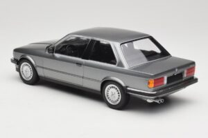 BMW 323i E30 Grey Metallic Minichamps 1:18 155026006 Metal - imaginea 5 din 6