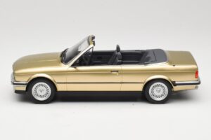BMW 325i E30 Cabriolet Bej MCG 1:18 MCG18544 Metal - imaginea 3 din 6