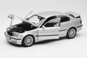 BMW 330i E46 Argintiu UT 1:18 80430302328 Metal - imaginea 2 din 8