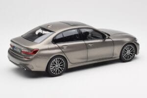 BMW 330i G20 Argintiu Norev 1:18 183275 Metal - imaginea 3 din 8