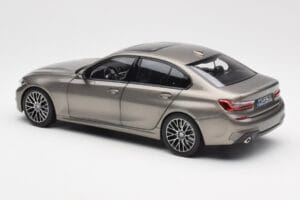 BMW 330i G20 Argintiu Norev 1:18 183275 Metal - imaginea 7 din 8