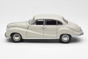 BMW 501 Cortina Gri AUTOart 1:18 80430393098 Metal - imaginea 4 din 8