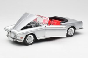 BMW 503 Argintiu Revell 1:18 18787 Metal - imaginea 2 din 8