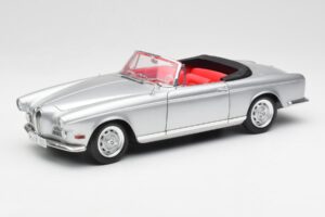 BMW 503 Argintiu Revell 1:18 18787 Metal