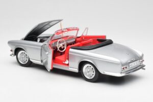 BMW 503 Argintiu Revell 1:18 18787 Metal - imaginea 5 din 8