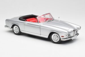 BMW 503 Argintiu Revell 1:18 18787 Metal - imaginea 6 din 8