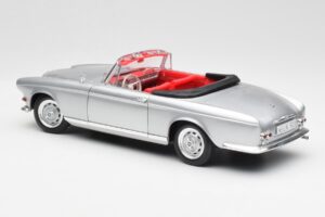 BMW 503 Argintiu Revell 1:18 18787 Metal - imaginea 7 din 8