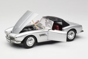 BMW 507 Argintiu Revell 1:18 9034 Metal - imaginea 2 din 8