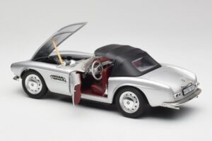 BMW 507 Argintiu Revell 1:18 9034 Metal - imaginea 5 din 8
