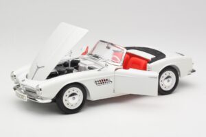 BMW 507 Touring Sport Feather White Revell 1:18 8810 Metal - imaginea 2 din 8