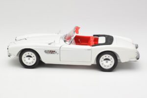 BMW 507 Touring Sport Feather White Revell 1:18 8810 Metal - imaginea 4 din 8