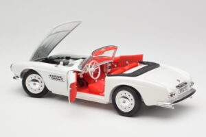 BMW 507 Touring Sport Feather White Revell 1:18 8810 Metal - imaginea 5 din 8