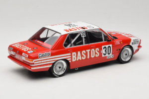 BMW 528i E28 #30 D. Quester / A. Hahne / E. Joosen 24 Hours of Spa Winner 1982 IXO 1:18 18RMC182A Metal - imaginea 2 din 6
