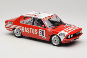 BMW 528i E28 #30 D. Quester / A. Hahne / E. Joosen 24 Hours of Spa Winner 1982 IXO 1:18 18RMC182A Metal - imaginea 4 din 6