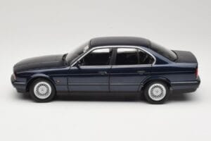 BMW 535i E34 Blue Metallic Minichamps 1:18 100024004 Metal - imaginea 4 din 8