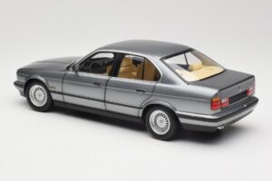 BMW 535i E34 Gri Metallic Minichamps 1:18 100024008 Metal - imaginea 7 din 8