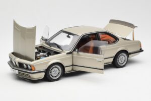 BMW 635 CSi E24 Bronzit Beige Metallic AUTOart 1:18 70523 Metal - imaginea 2 din 8