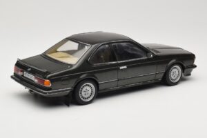 BMW 635 CSi E24 Malachit Green Metallic AUTOart 1:18 70522 Metal - imaginea 3 din 8