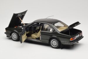 BMW 635 CSi E24 Malachit Green Metallic AUTOart 1:18 70522 Metal - imaginea 5 din 8