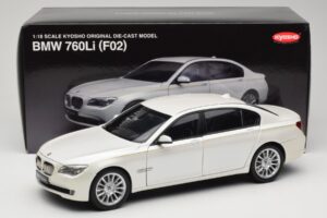 BMW 7 Series F02 760Li Brilliant White Kyosho 1:18 08783BRW Metal - imaginea 8 din 8