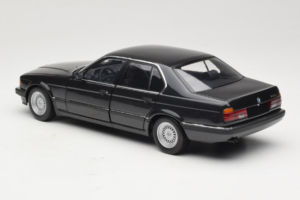 BMW 730i E32 Black Metallic Minichamps 1:18 100023002 Metal - imaginea 7 din 8