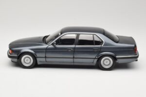 BMW 730i E32 Grey Metallic Minichamps 1:18 100023005 Metal - imaginea 4 din 8