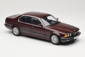 BMW 730i E32 Red Metallic Minichamps 1:18 100023001 Metal - imaginea 6 din 8