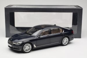 BMW 750Li F02 Imperial Blue Paragon 1:18 80432405586 Metal - imaginea 8 din 8