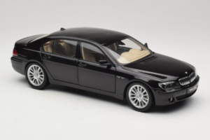 BMW 760Li E66 Individual Negru Kyosho 1:18 08573RB Metal - imaginea 6 din 8
