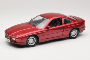 BMW 850i E31 Roșu Tchibo 1:18 36157 Metal