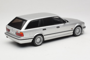 BMW Alpina B10 E34 4.6 Touring Argintiu MCG 1:18 MCG18332MCW Metal - imaginea 2 din 6