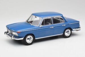 BMW 2000 Tilux E120 Caribe Albastru MCG 1:18 MCG18291 Metal