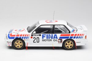 BMW E30 M3 #20 M. Duez / A. Lopes 1000 Lakes Rally 1989 IXO 1:18 18RMC132 Metal - imaginea 3 din 6