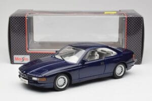 BMW E31 850i Mauritius Albastru Maisto 1:18 438813100299 Metal - imaginea 8 din 8