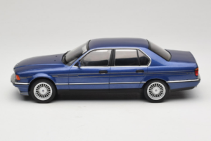 BMW Alpina B11 E32 3.5 Metallic Blue MCG 1:18 MCG18232 Metal - imaginea 3 din 6