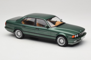 BMW Alpina B11 E32 3.5 Metallic Green MCG 1:18 MCG18233 Metal - imaginea 4 din 6